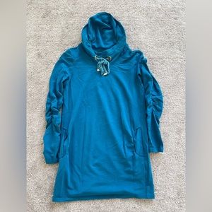 Blue hooded/ turtleneck sweatshirt/sweater